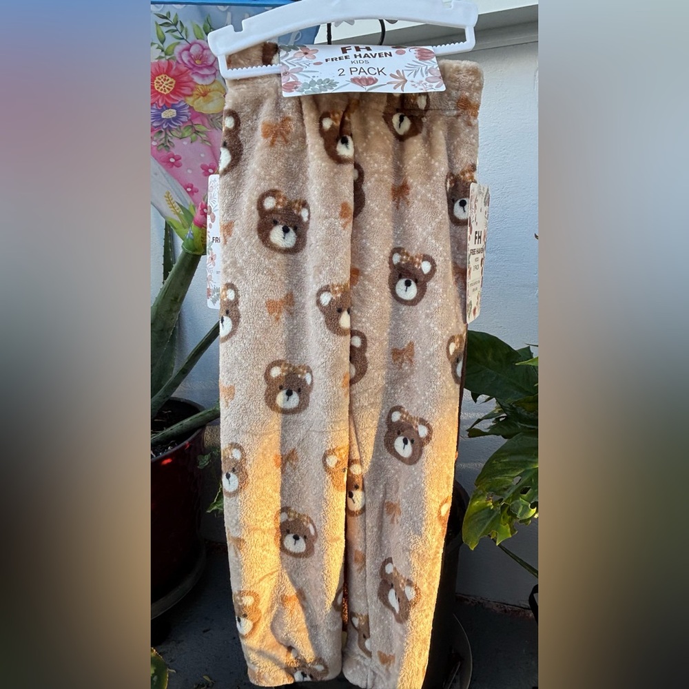 Fuzzy Bear-Print Kids Pajama Bottoms - Beige Plush Lounge Pants